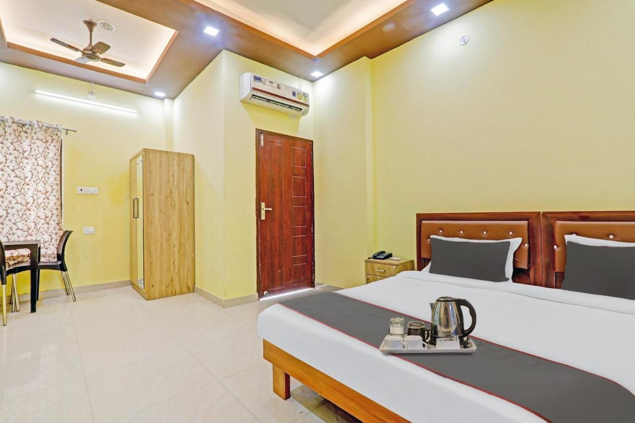 Capital O Phenix Elite Near Phoenix United Lucknow Esterno foto