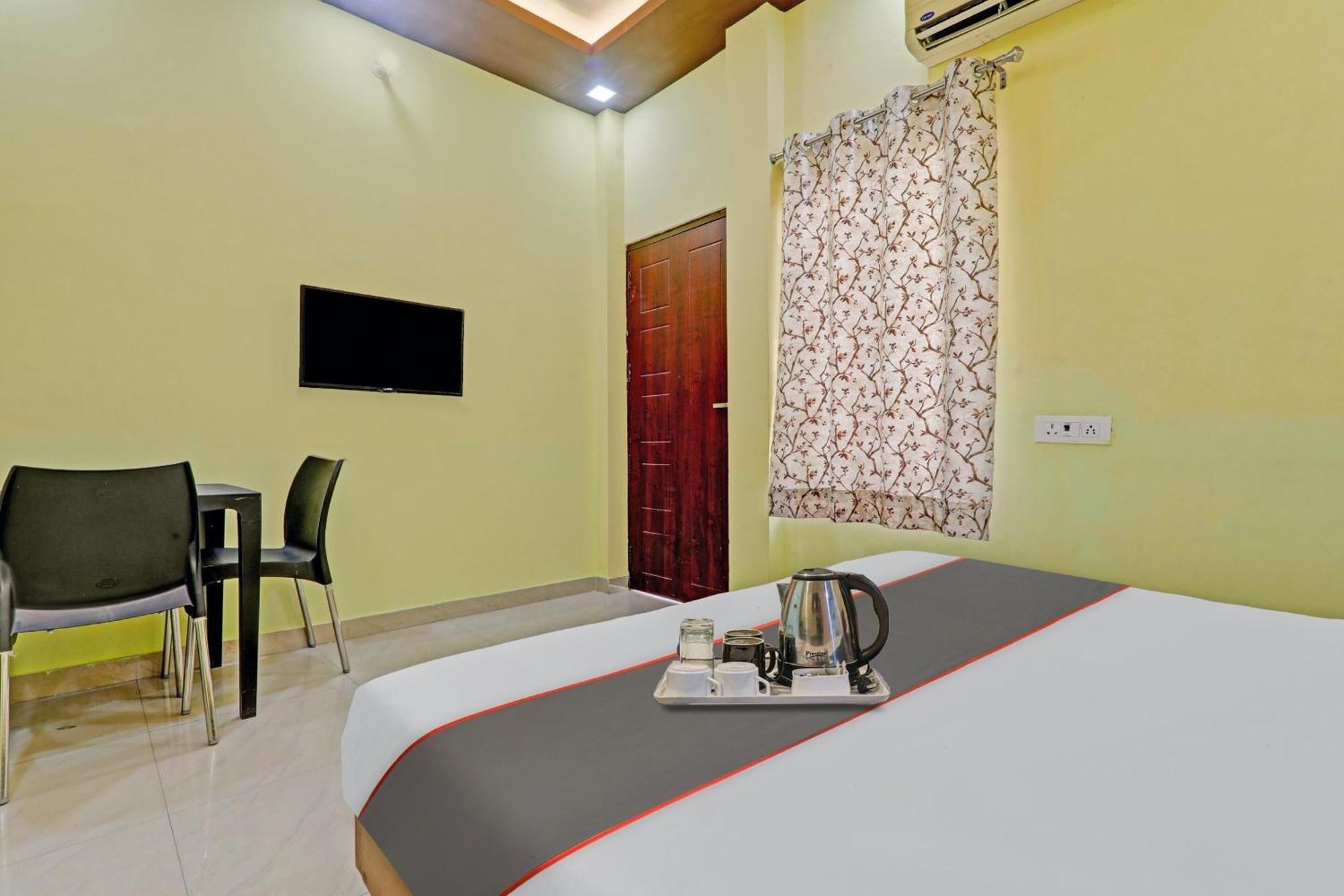 Capital O Phenix Elite Near Phoenix United Lucknow Esterno foto