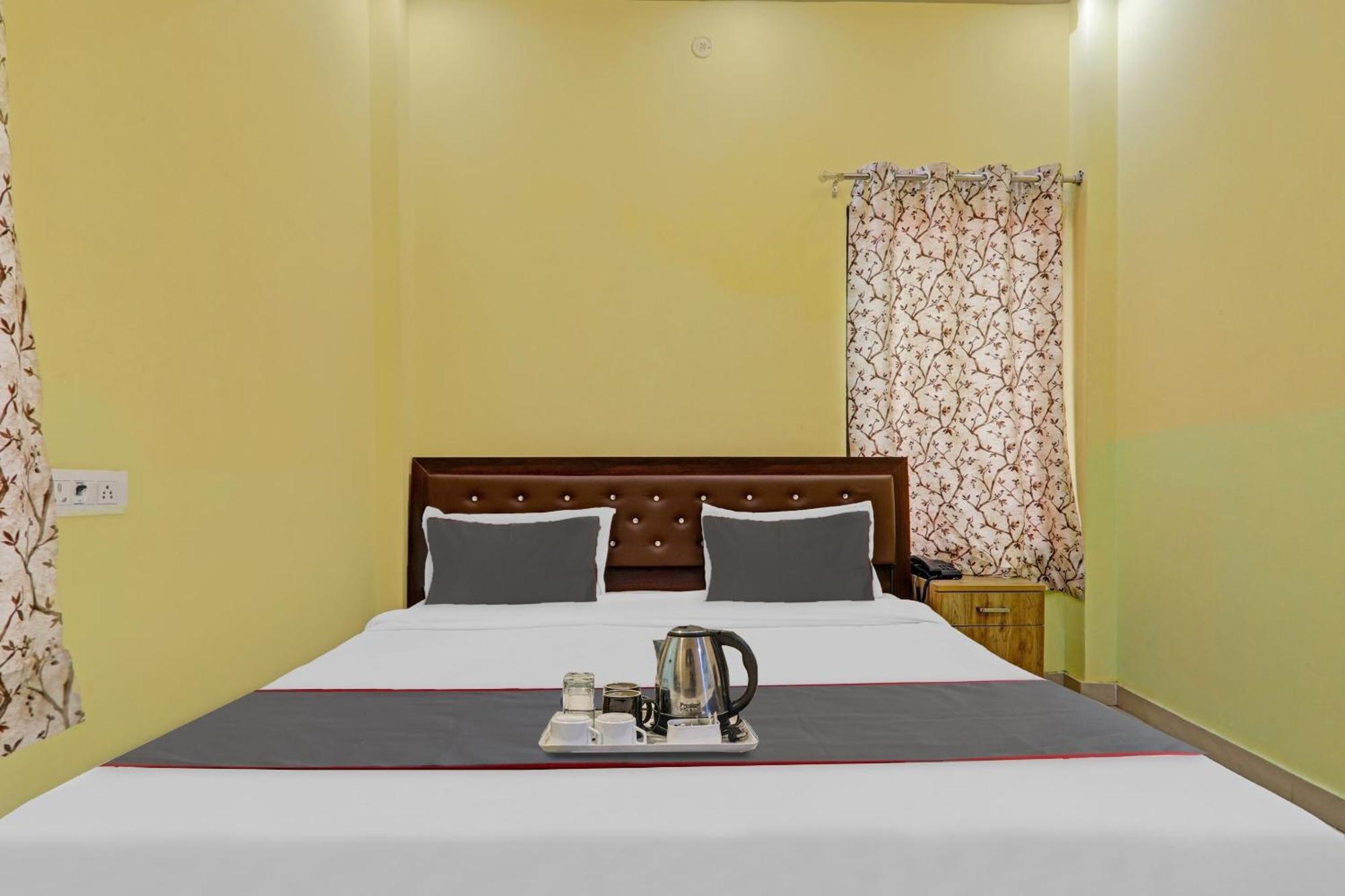 Capital O Phenix Elite Near Phoenix United Lucknow Esterno foto