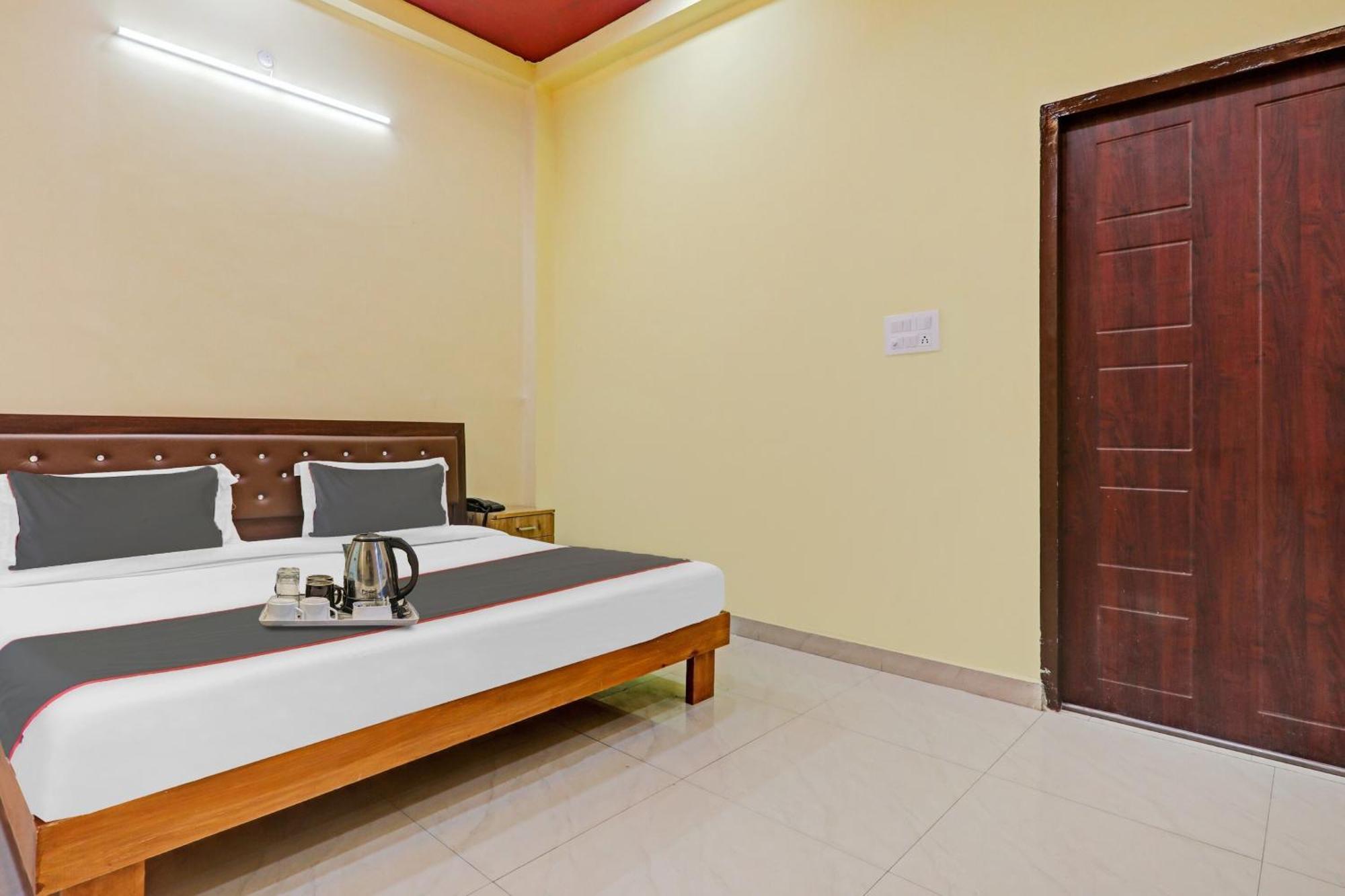 Capital O Phenix Elite Near Phoenix United Lucknow Esterno foto